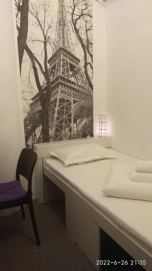 Хостел 689Capsulehotel&Coffee Алматы Экстерьер фото